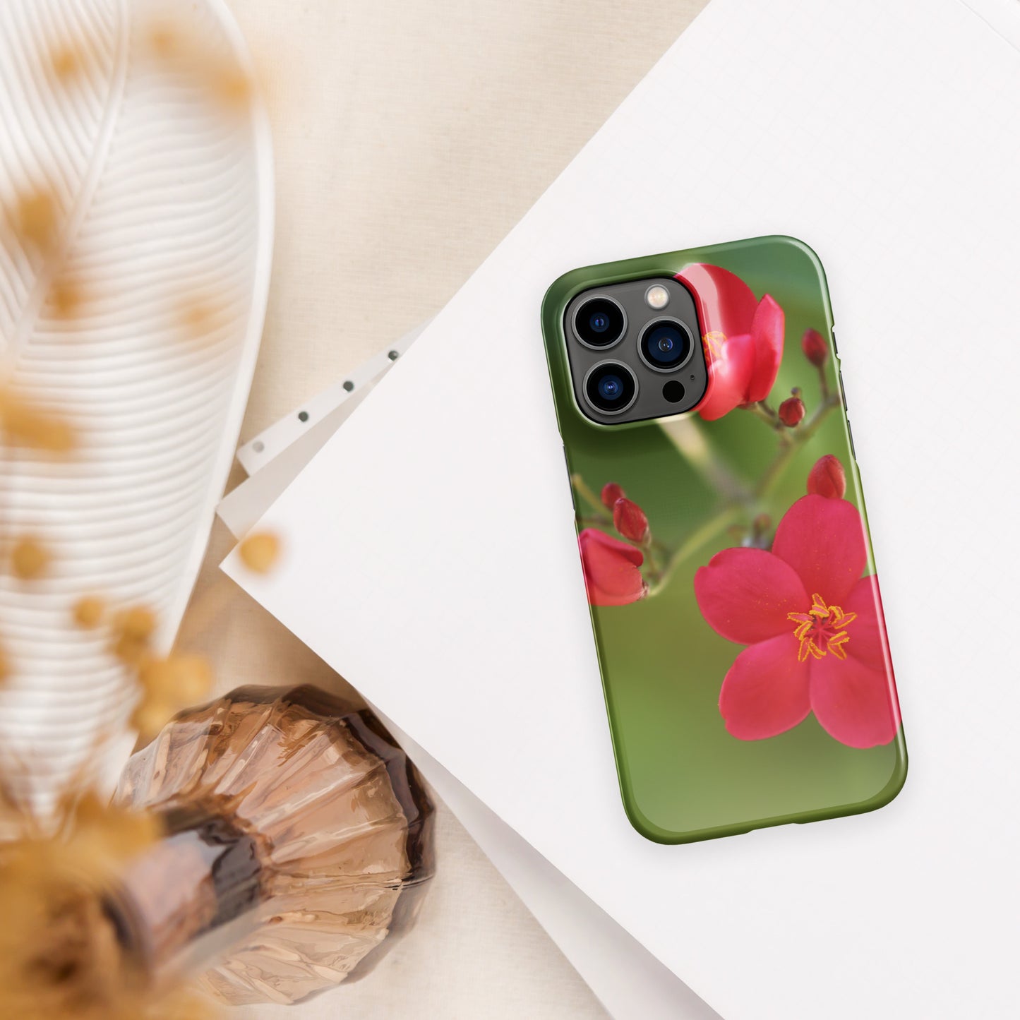 iPhone® Snap case Peregrina - Blossom Collection image 15