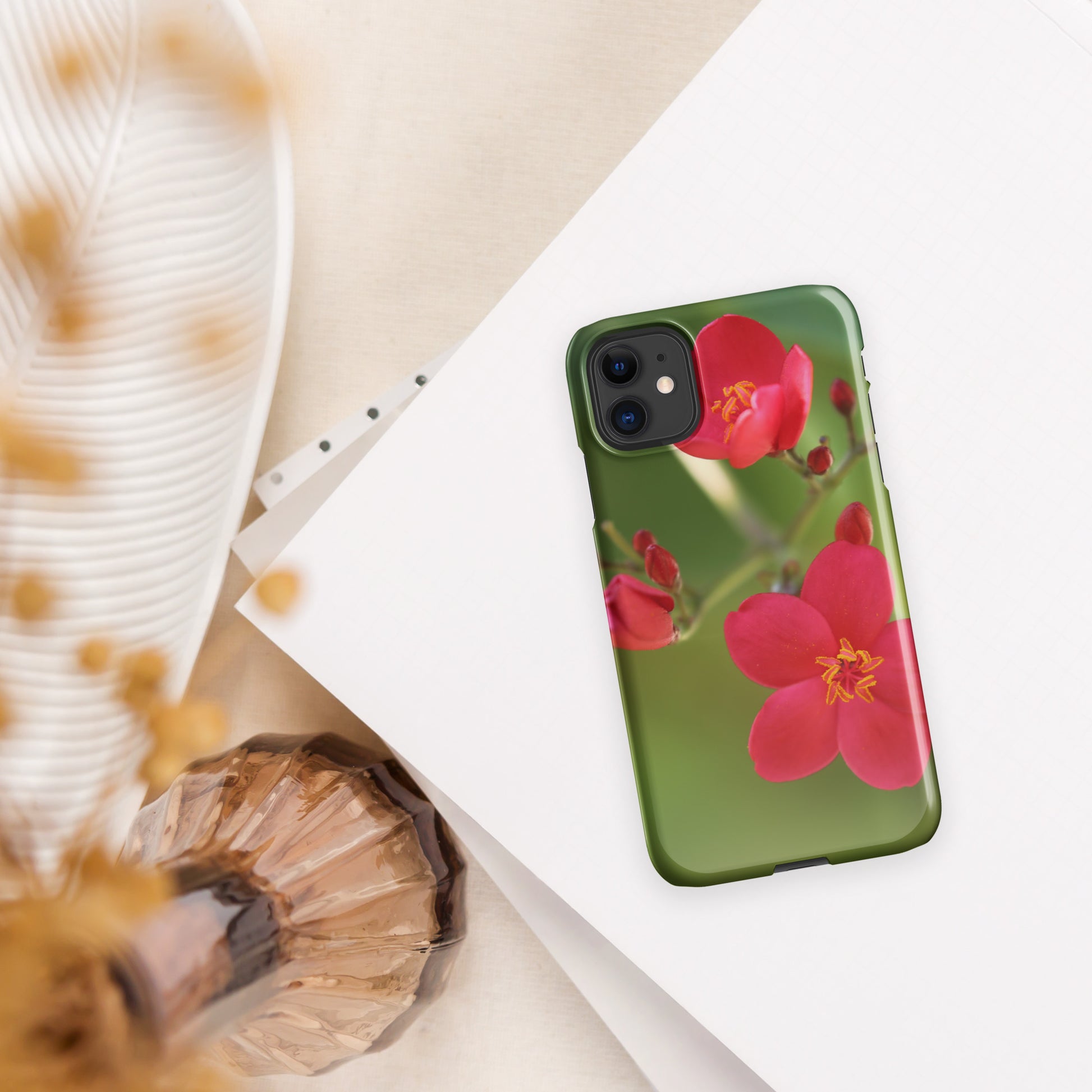 iPhone® Snap case Peregrina - Blossom Collection image 1