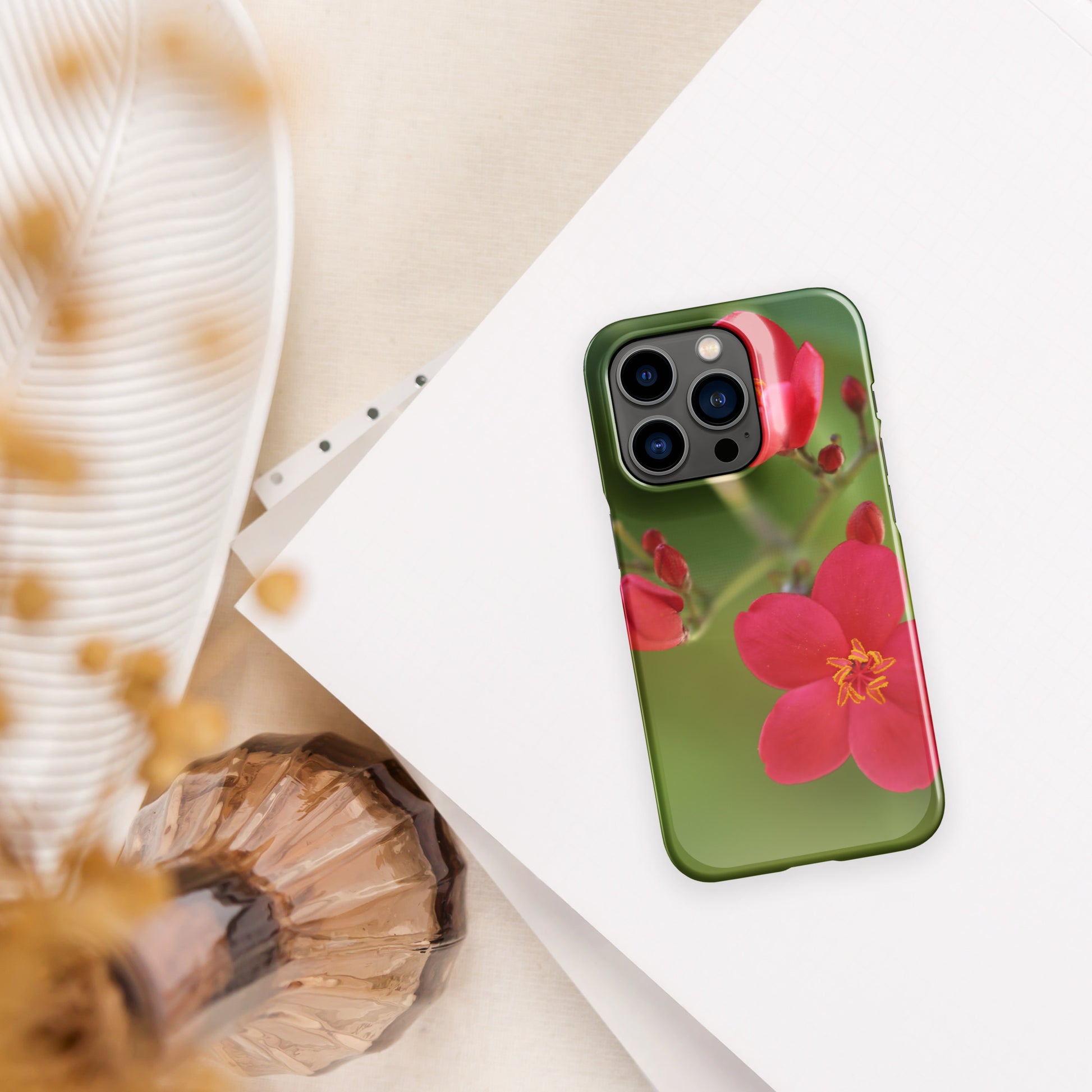 iPhone® Snap case Peregrina - Blossom Collection image 14