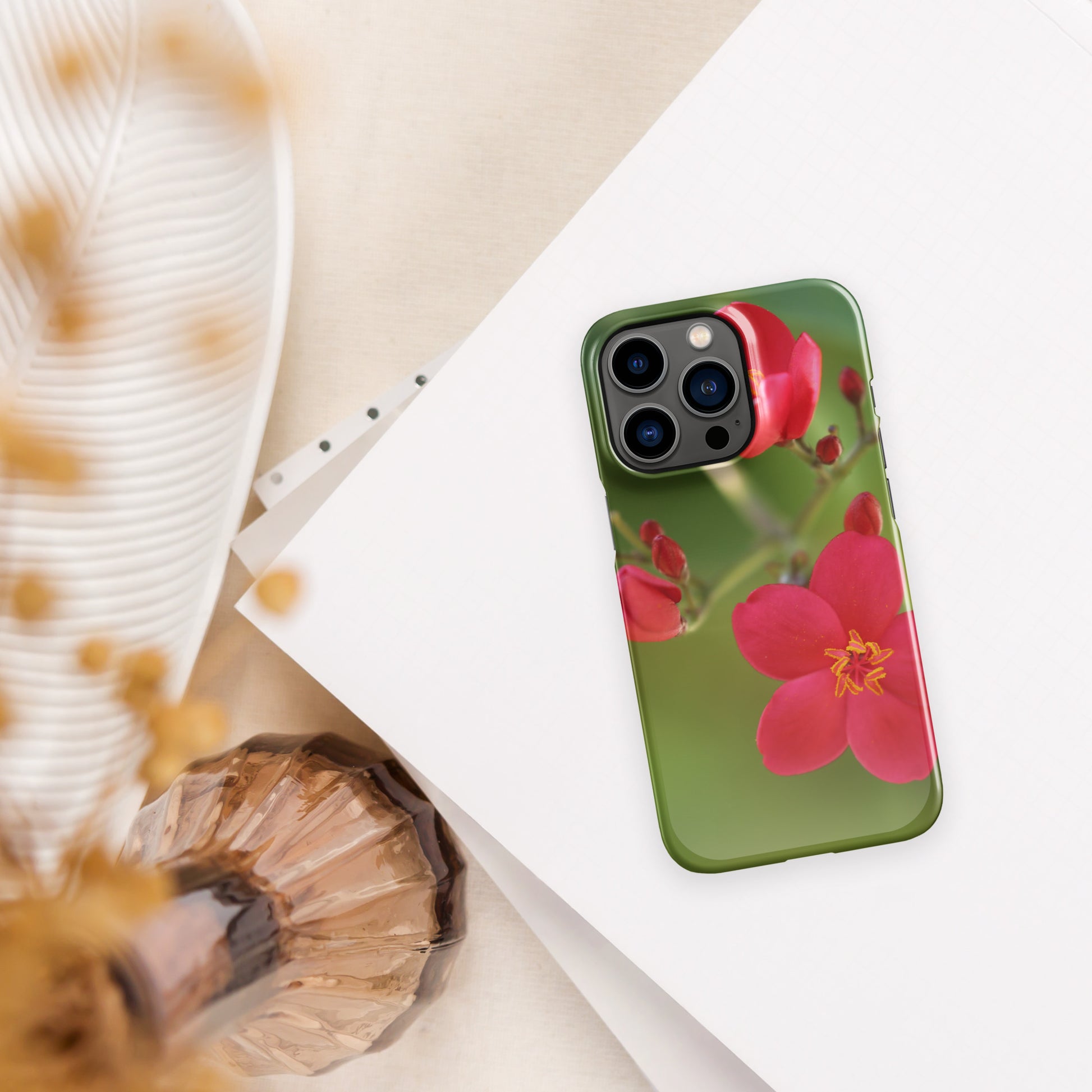 iPhone® Snap case Peregrina - Blossom Collection image 10